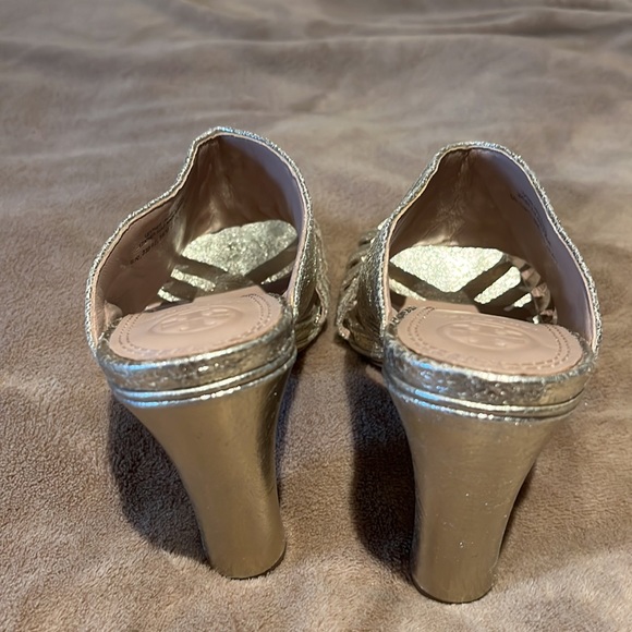 Tory Burch brand new shoes - Picture 3 of 7